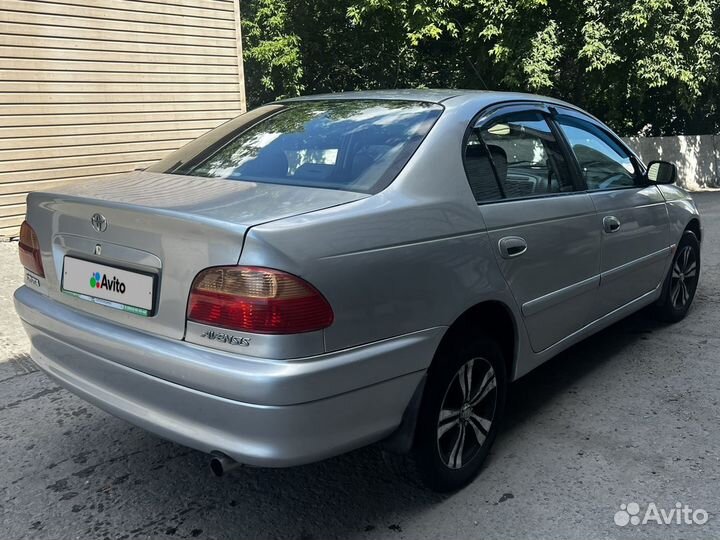 Toyota Avensis 1.8 МТ, 2001, 342 000 км