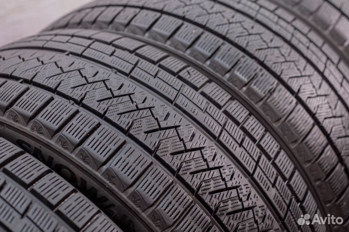 Triangle Snowlink TWT02 245/45 R20 103V