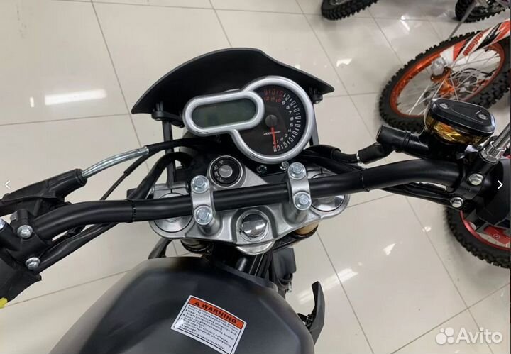 Мотоцикл Motoland Scrambler 250