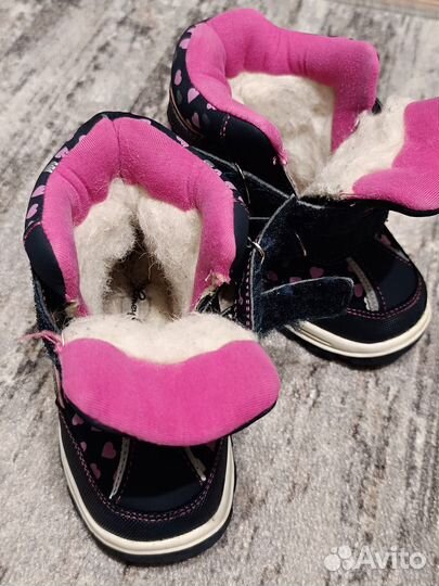 Ботинки для девочки. Дутые сапоги. Зимние