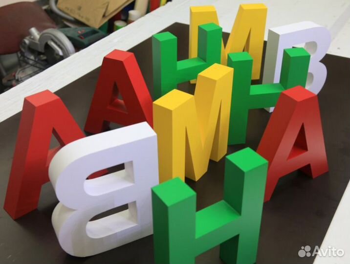 Макетчик производство наружной рекламы