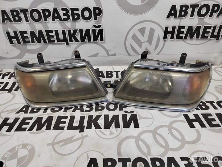 Фара Mitsubishi Pajero Sport 1 до рест