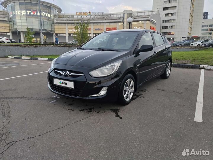 Hyundai Solaris 1.4 AT, 2011, 131 000 км