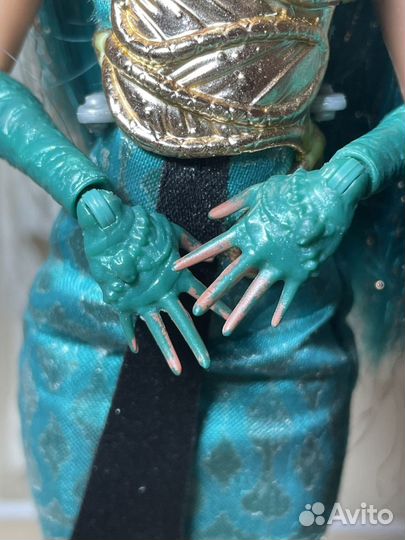 Нефера бу йорк/ монстер хай