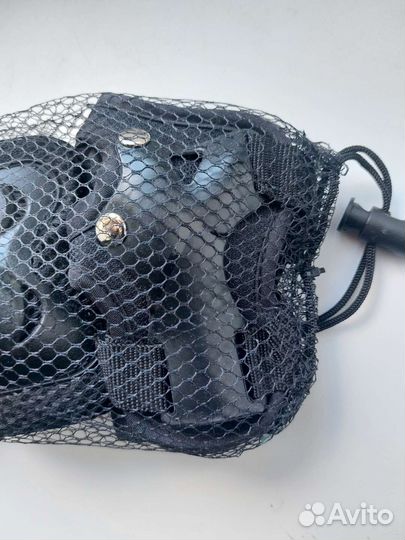 Защита для роликов детская новая