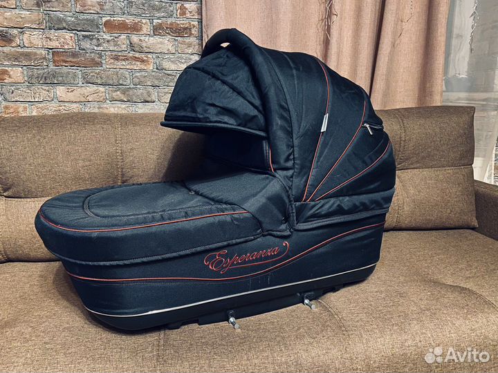 Коляска 2 в 1 с двумя комплектами колес