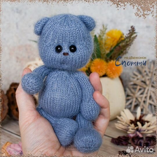 Вязаная игрушка ручной работы Мишка Спотти