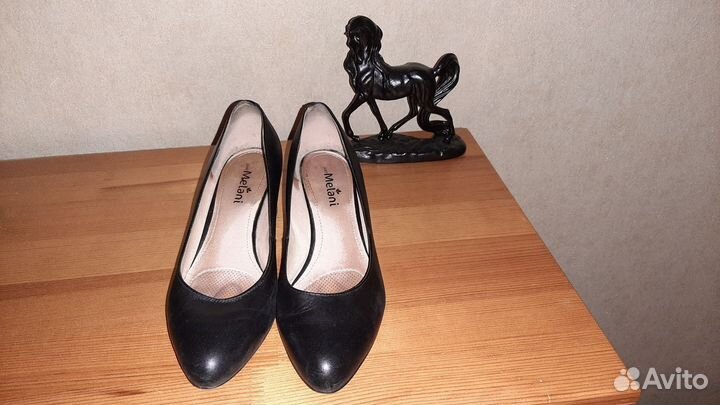 Туфли женские кожаные 38 разм, в отличном сост-и