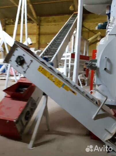 Ленточно-скребковый конвейер в наличии