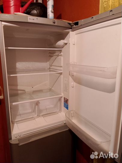 Холодильник Indesit BIA 16 S