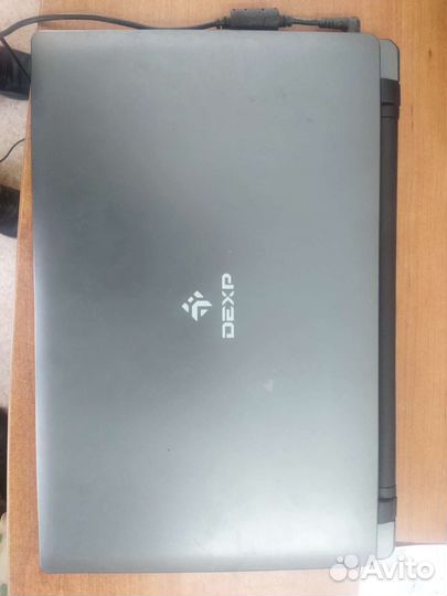 Ноутбук dexp Atlas h131