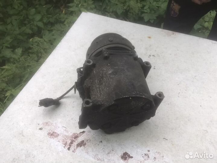 Компрессор кондиционера Галант 8 2.4 EU