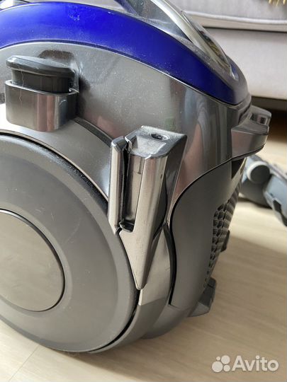 Пылесос LG Kompressor VC73203uhab