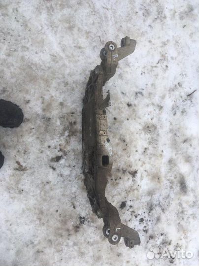 Подрамник Skoda Octavia 1Z3 caxa 2012