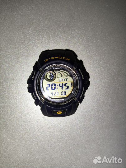 Продаю Casio G-Shock G-2900F-1V