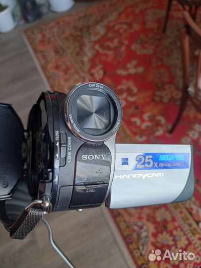 Видеокамера sony