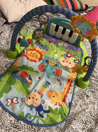 Развивающий коврик с пианино