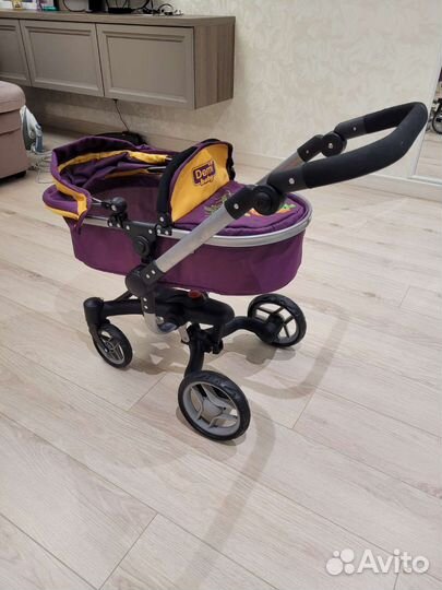 Коляска для кукол