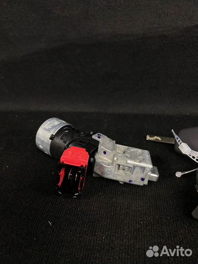 Замок зажигания Vesta / XRay завод новый