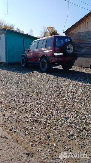 Suzuki Escudo 1.6 AT, 1992, 370 000 км