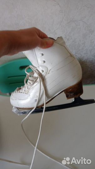 Фигурные профессиональные коньки Risport 245