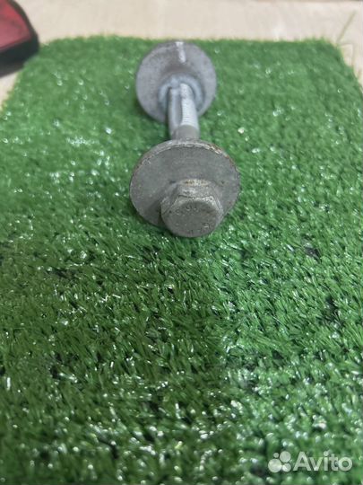 Болт эксцентриковый Audi Q7