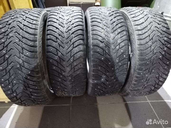 Nokian Tyres Hakkapeliitta 8 205/55 R16 94T