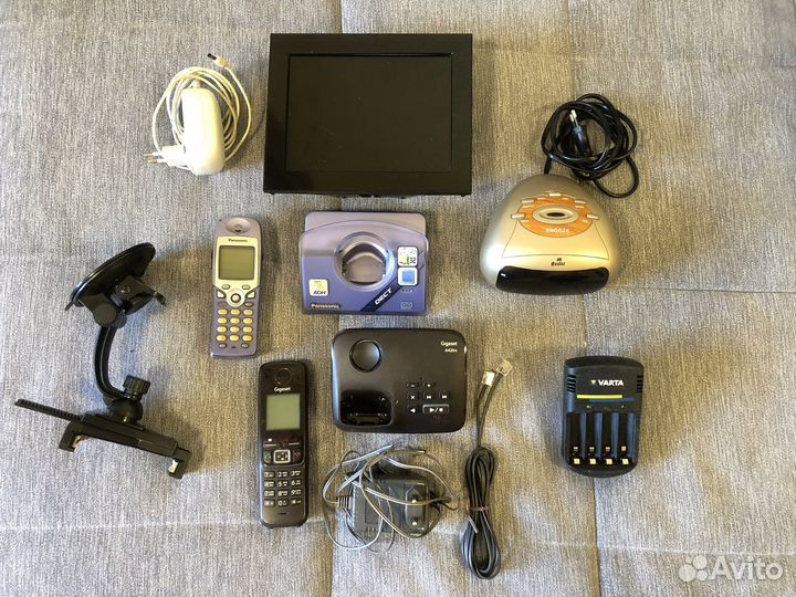 Часы, фоторамка, радиотелефоны