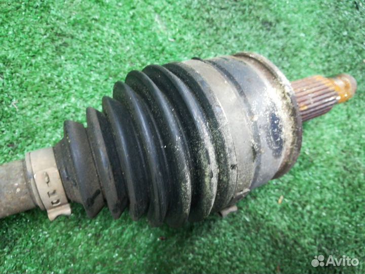 Полуось передняя правая (приводной вал, шрус) Suzu