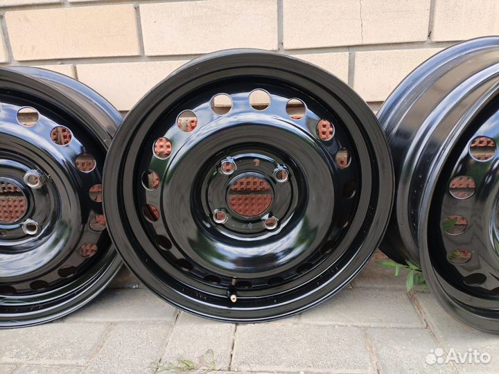 Штампованные диски r15 4x114 3