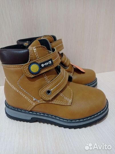 Ботинки детские новые