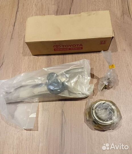 Вилка сцепления toyota