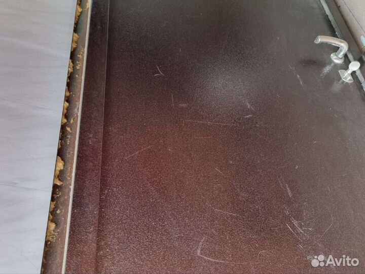 Дверь уличная офисная