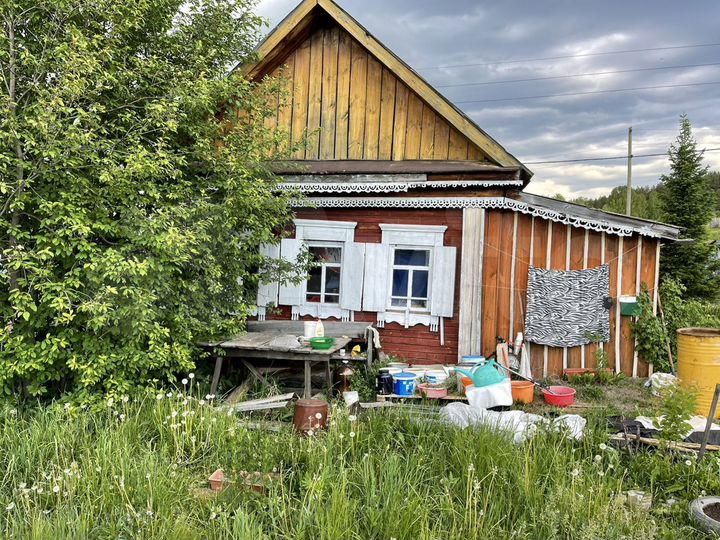 Дом 30 м² на участке 7 сот.