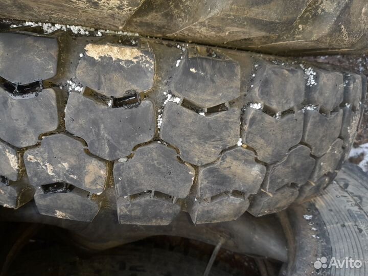 Шины 8.25 r20 бу