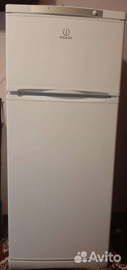 Холодильник indesit st 14510