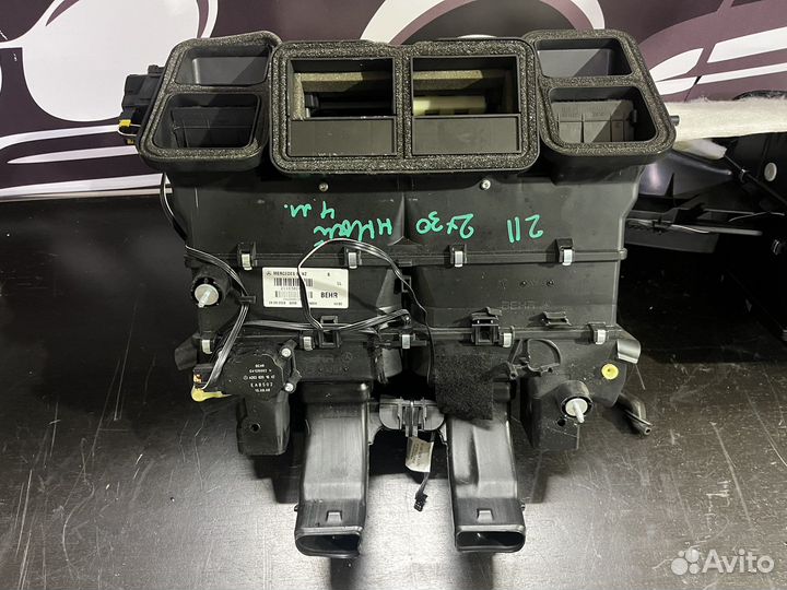 Корпус печки Мерседес w211 e3504matic