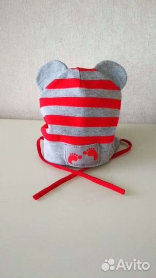 Шапочки разные,на возраст от 9мес. до. 4лет