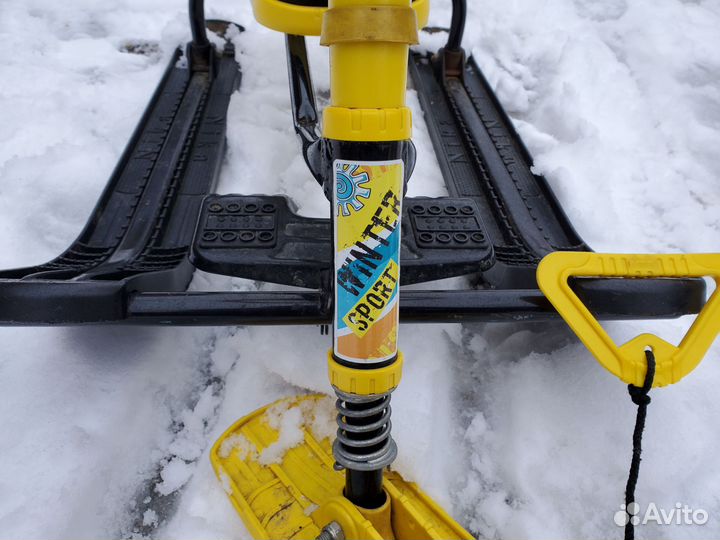 Детский снегокат бу