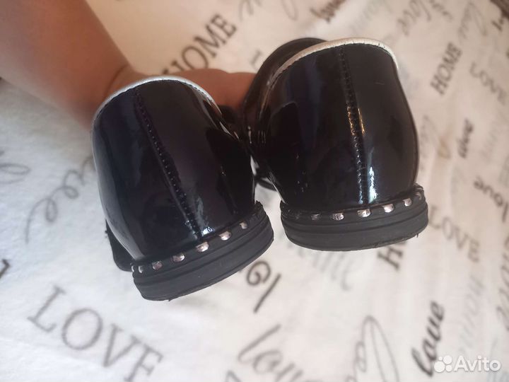 Туфли для девочки лаковые SanMarko