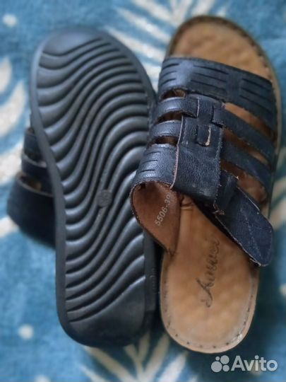 Шлепки женские 39 размер
