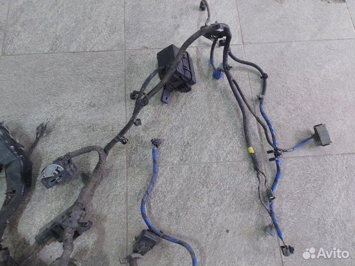Проводка подкапотная с блоком Hyundai Santa Fe TM