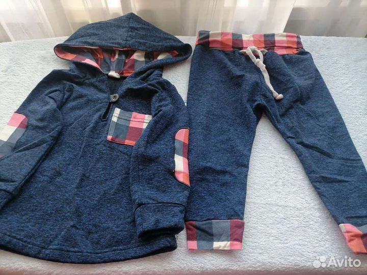 Спортивный костюм