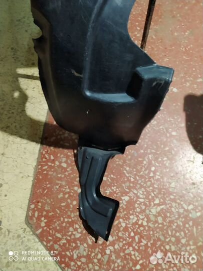 Подкрылок передний правый Hyundai Elantra