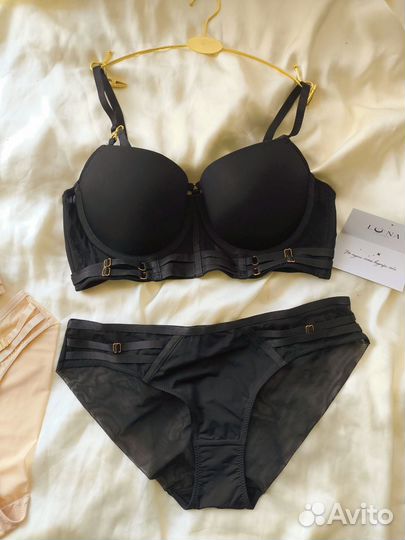 Комплект женского нижнего белья