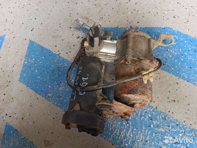 Компрессор пневмоподвески Toyota Land Cruiser Prad