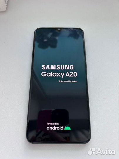 Samsung Galaxy A20, 3/32 ГБ