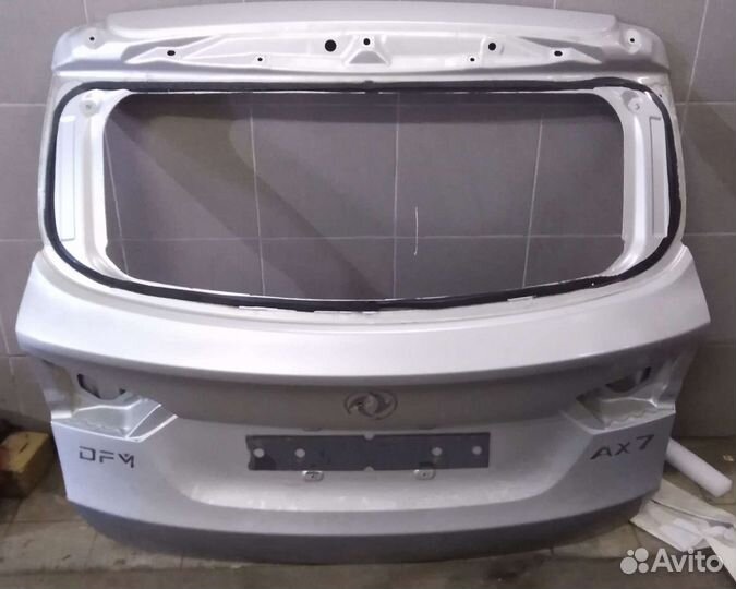Дверь задка (крышка багажника) AX7