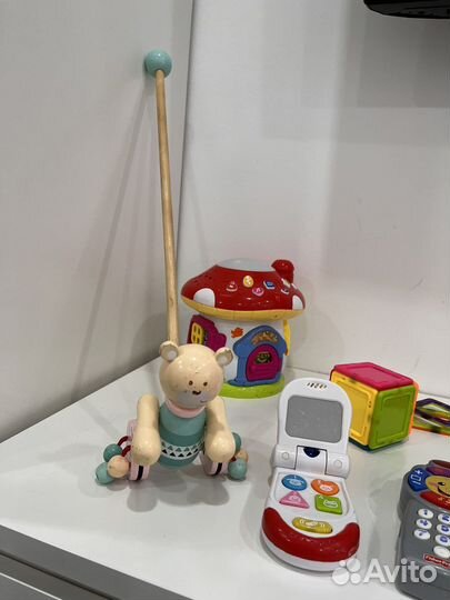 Развивающие игрушки fisher price пакетом