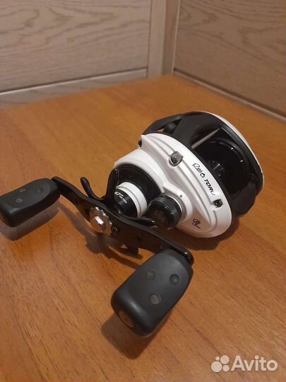 Катушка мультипликаторная Abu Garcia Revo Toro S